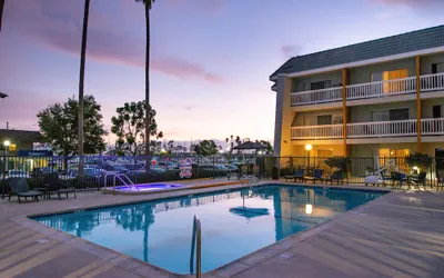 Photo 2 - Dana Point Marina Inn