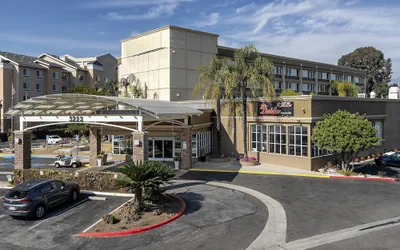 Photo 2 - Pacific Stay Hotel
