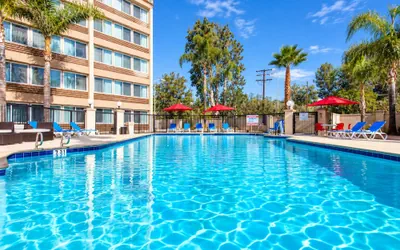 Photo 2 - Pacific Stay Hotel