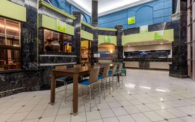 Photo 3 - Days Inn by Wyndham Sandusky / Cedar Point