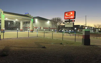 Photo 2 - Econo Lodge Tucumcari Route 66