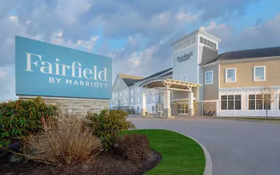 Photo 2 - Fairfield Inn & Suites by Marriott Cape Cod Hyannis