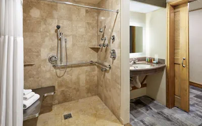 Photo 5 - Cavalier Oceanfront Resort