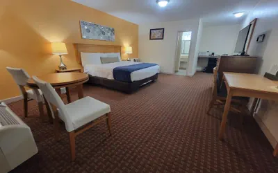 Photo 5 - Twin Star Lodge