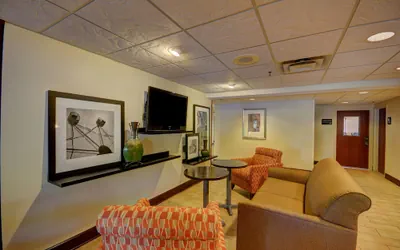 Photo 4 - Hampton Inn by Hilton Indianapolis-South