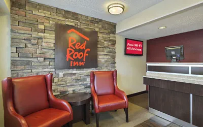 Photo 3 - Red Roof Inn Charleston West - Hurricane, WV