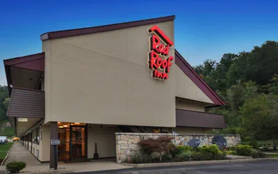 Red Roof Inn Charleston West - Hurricane, WV