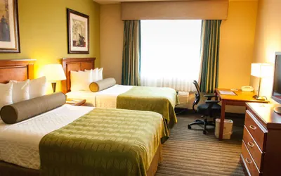 Photo 3 - Best Western Plus Miami-Doral/Dolphin Mall