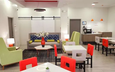 Photo 3 - Americas Best Value Inn & Suites Foley Gulf Shores