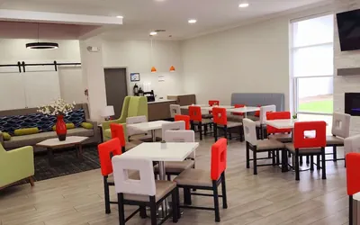 Photo 2 - Americas Best Value Inn & Suites Foley Gulf Shores