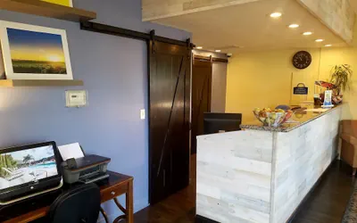 Photo 3 - Days Inn & Suites by Wyndham Lodi