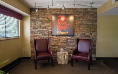 Photo 4 - Red Roof Inn PLUS+ Wilmington - Newark