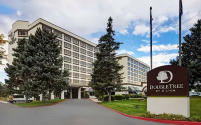 Photo 2 - Doubletree Hotel Grand Junction