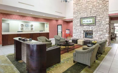 Photo 5 - Comfort Suites Parkersburg South