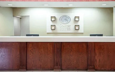 Photo 3 - Comfort Suites Parkersburg South
