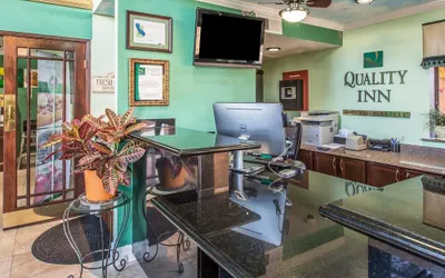 Photo 3 - Quality Inn Hemet - San Jacinto