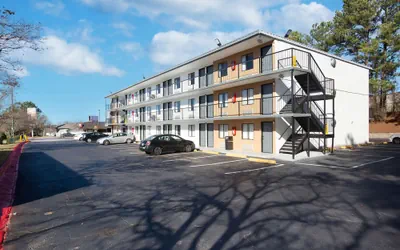 Photo 2 - Econo Lodge Lithonia - Atlanta East