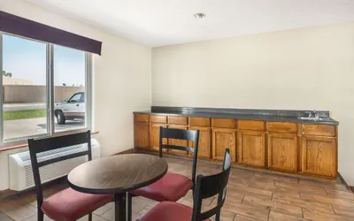 Photo 3 - Red Roof Inn Paducah