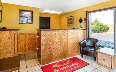 Photo 4 - Econo Lodge Rolla I-44 Exit 184 Near Missouri University of Science and Technology