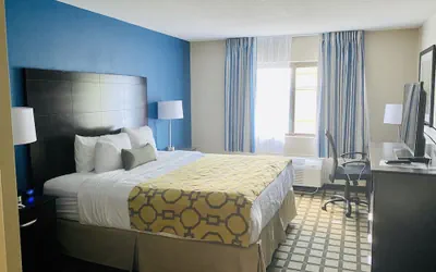 Photo 4 - Baymont by Wyndham Latham Albany Airport