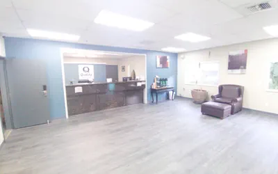 Photo 4 - Quality Inn & Suites Wilsonville