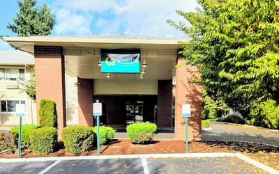 Photo 2 - Quality Inn & Suites Wilsonville