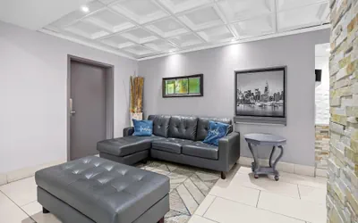 Photo 4 - Quality Inn at Albany Mall