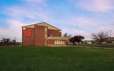 Photo 2 - Red Roof Inn Martinsburg