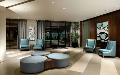 Photo 2 - DoubleTree by Hilton Monrovia - Pasadena Area
