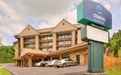 Photo 2 - Clarion Pointe Downtown Gatlinburg