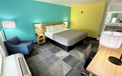 Photo 5 - Days Inn by Wyndham Eglin AFB