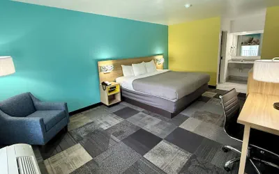 Photo 4 - Days Inn by Wyndham Eglin AFB