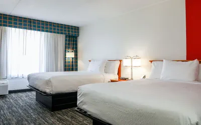 Photo 3 - Ramada by Wyndham Cumberland Downtown