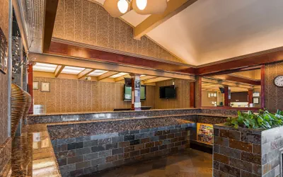 Photo 4 - Best Western Garden Villa Inn