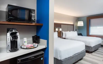Photo 5 - Holiday Inn Express & Suites West Plains Southwest by IHG