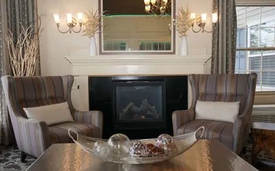 Photo 4 - Wingate by Wyndham Bellingham Heritage Inn