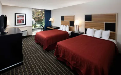 Photo 4 - Red Lion Hotel & Conference Center Ellensburg