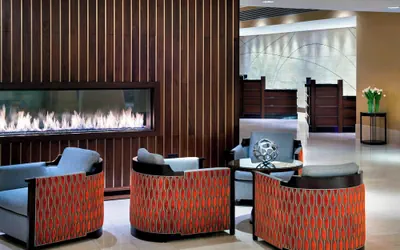 Photo 4 - Newark Liberty International Airport Marriott