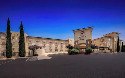 Photo 2 - Best Western Plus At Lake Powell