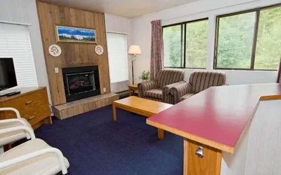 Photo 2 - Sequim Bay Lodge