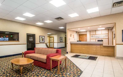 Photo 3 - Quality Inn Morris I-80