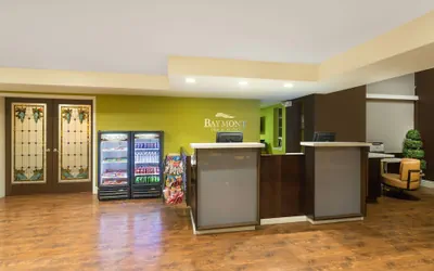 Photo 3 - Baymont by Wyndham Modesto Salida