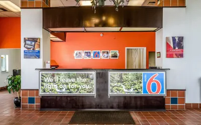 Photo 4 - Motel 6 Oakdale, CA