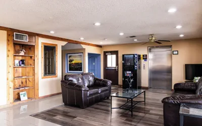 Photo 4 - Boerne Inn and Suites
