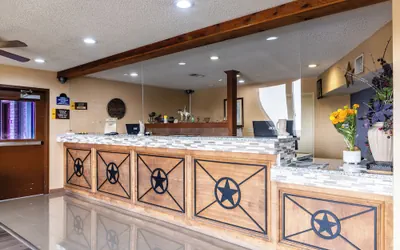 Photo 3 - Boerne Inn and Suites