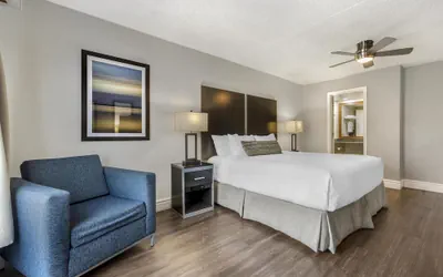 Photo 5 - Best Western Pier Point Inn