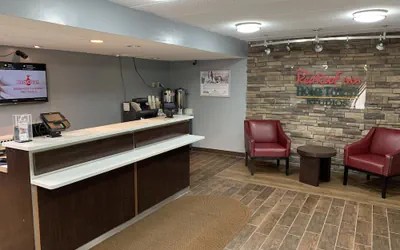 Photo 3 - Red Roof Inn Mystic - New London