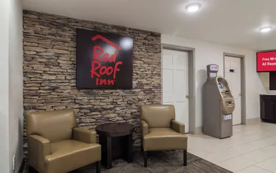 Photo 4 - Red Roof Inn Chattanooga - Hamilton Place