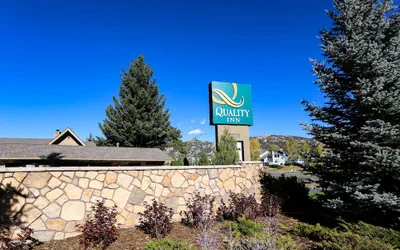Photo 2 - Quality Inn near Rocky Mountain National Park