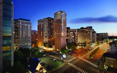 Photo 2 - Hilton Arlington